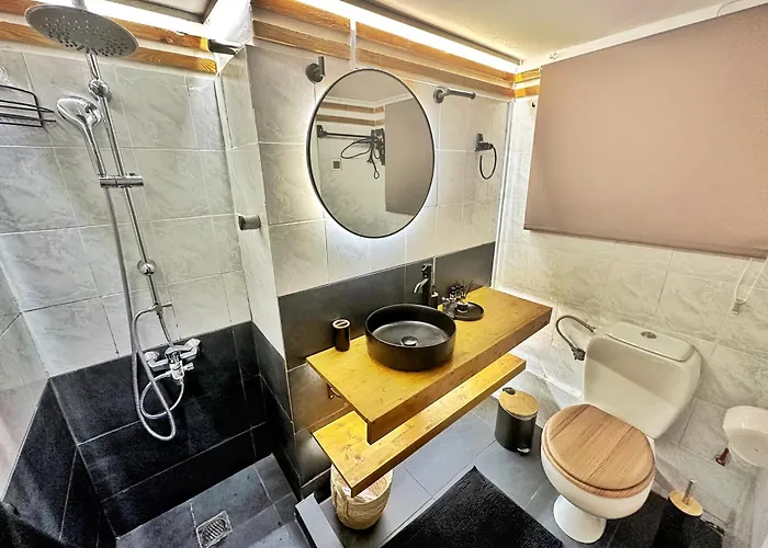 St Tomas Square Apartment